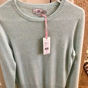 Vineyard vines sweater